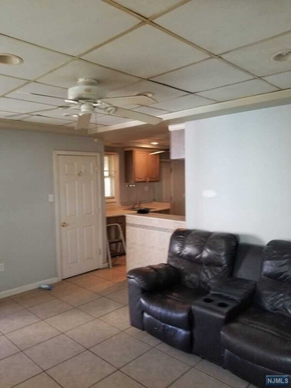 126 Madison St, Paterson, NJ 07501 Room for Rent in Paterson, NJ