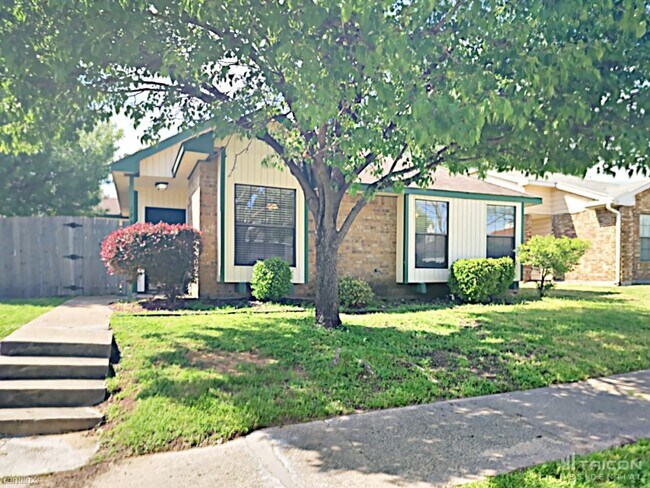Building Photo - 1734 Windmill Ln