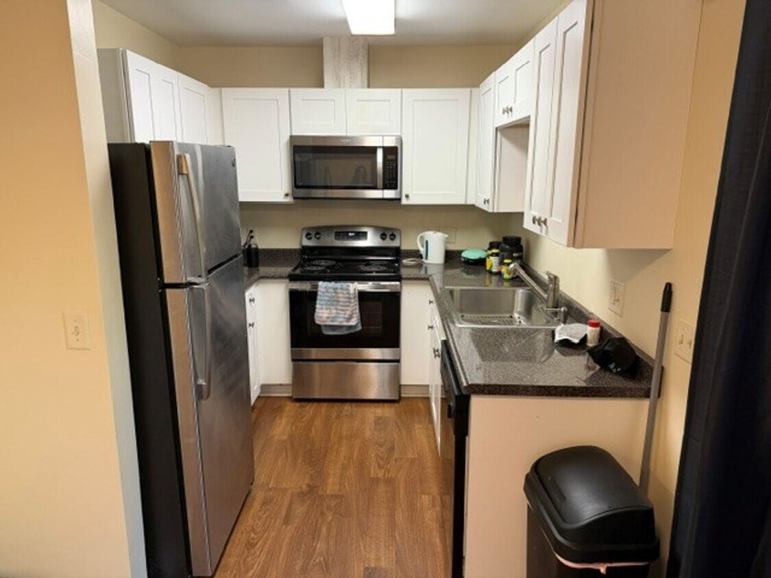 Foto del edificio - 1024 Stonegate Dr
