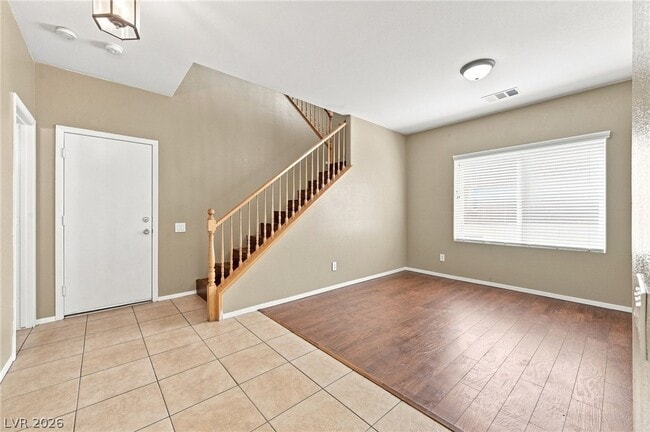Building Photo - 11240 Woodland Violet Ave
