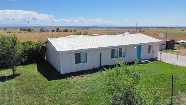 Foto del edificio - 853 S 200 E