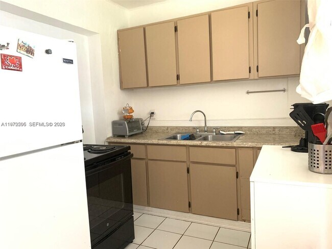 Foto del edificio - 2131 Arthur St