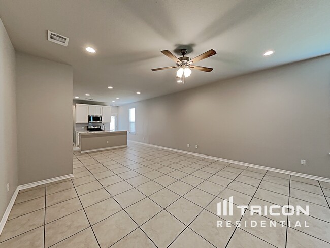 Building Photo - 301 Spanish Foal Trail