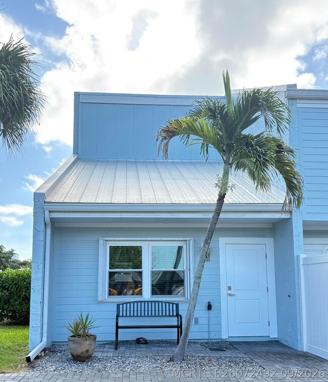 Building Photo - 804 Shorewinds Dr