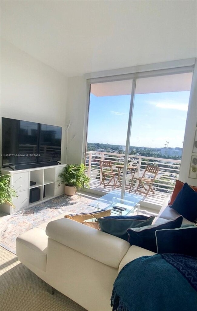 Foto del edificio - 2775 NE 187th St