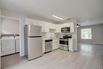 Building Photo - 6567 Jupiter Gardens Blvd