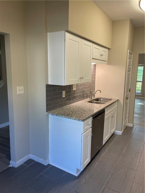 Building Photo - 2295 Fairways Ct