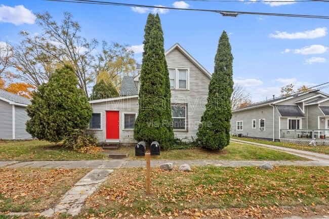 Photo - 605 N Perry St Apartment