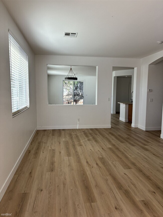 Building Photo - 4 br, 2 bath House - 5023 Shadow Valley St...
