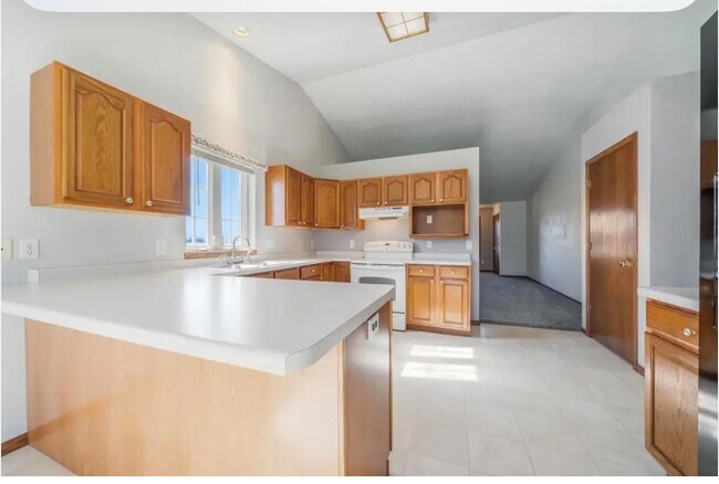 Foto del edificio - 5769 Skippers Ln