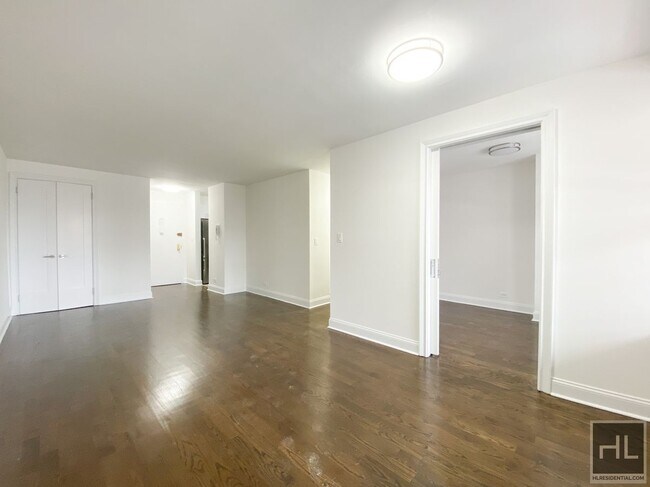 Building Photo - East 82nd Street