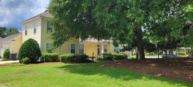 Building Photo - 4287 Four Oaks Blvd