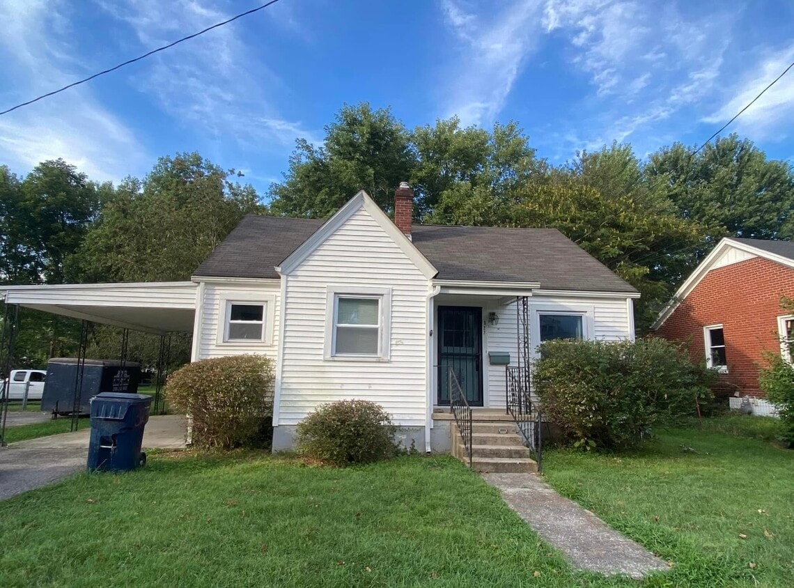 Primary Photo - 327 S Greensburg St