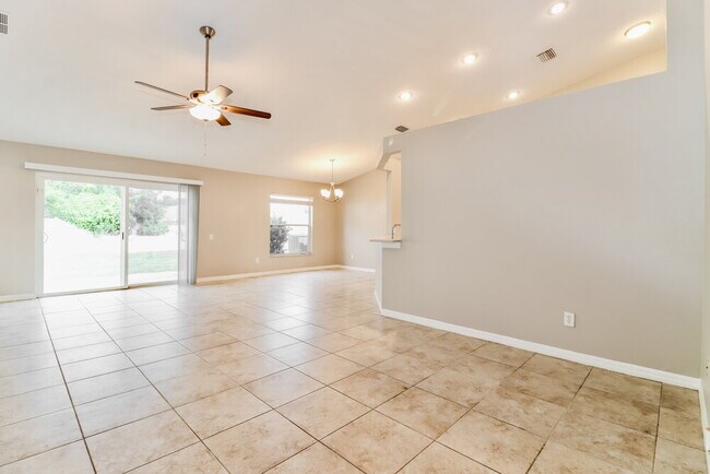 Foto del edificio - 12105 Dawn Vista Dr