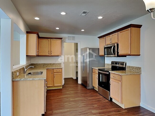 Building Photo - 4977 S Mosser Way