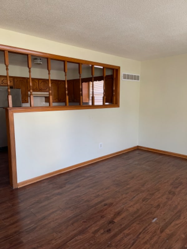 Building Photo - 2712 Englewood Terrace