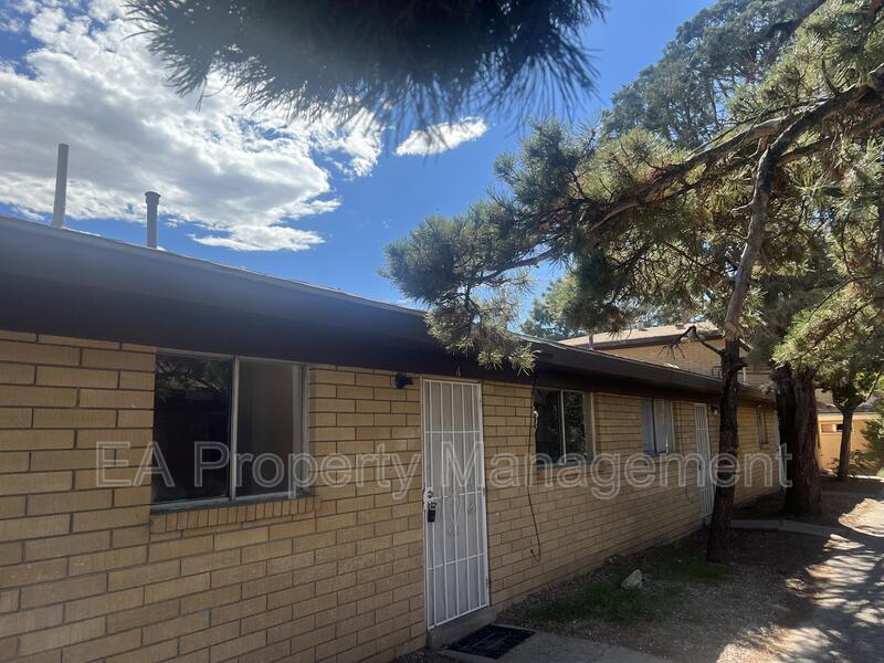 545 Palomas Dr SE Unit 3, Albuquerque, NM 87108 Condo for Rent in
