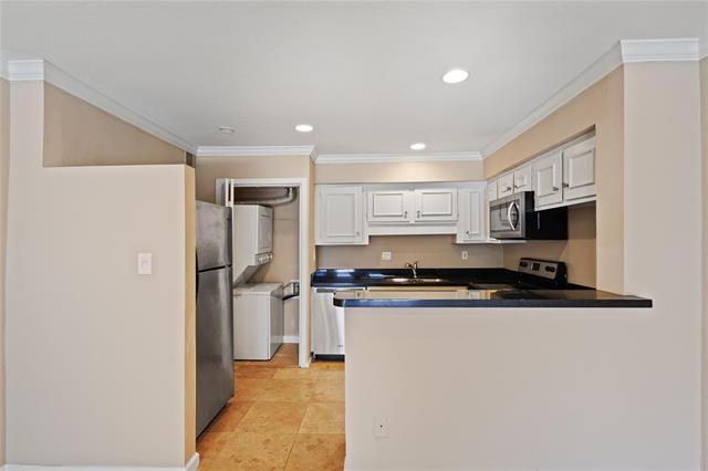 Building Photo - 5315 Fleetwood Oaks Ave