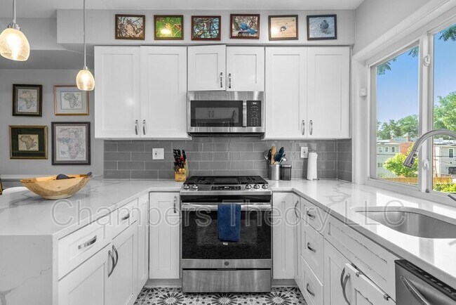 Foto del edificio - 1275 Oates St NE