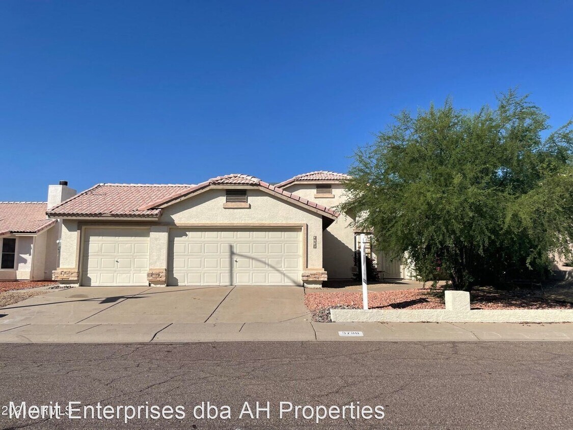Primary Photo - 4 br, 2 bath House - 3736 W ALAMEDA RD