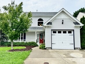 Building Photo - 1733 Bernstein Dr