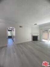 Building Photo - 22725 Lakeway Dr