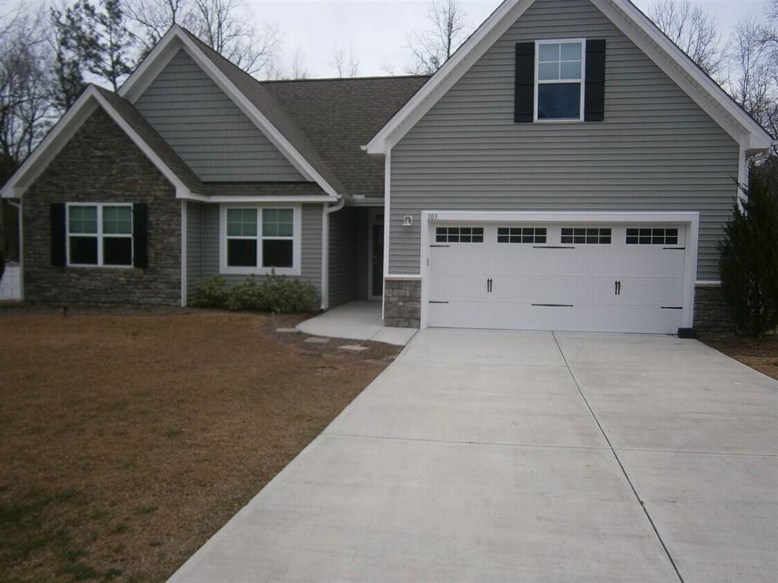 103 Cottle Ct, Richlands, NC 28574 House Rental in Richlands, NC