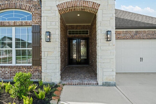 Foto del edificio - 1525 Sunrise Gables Dr