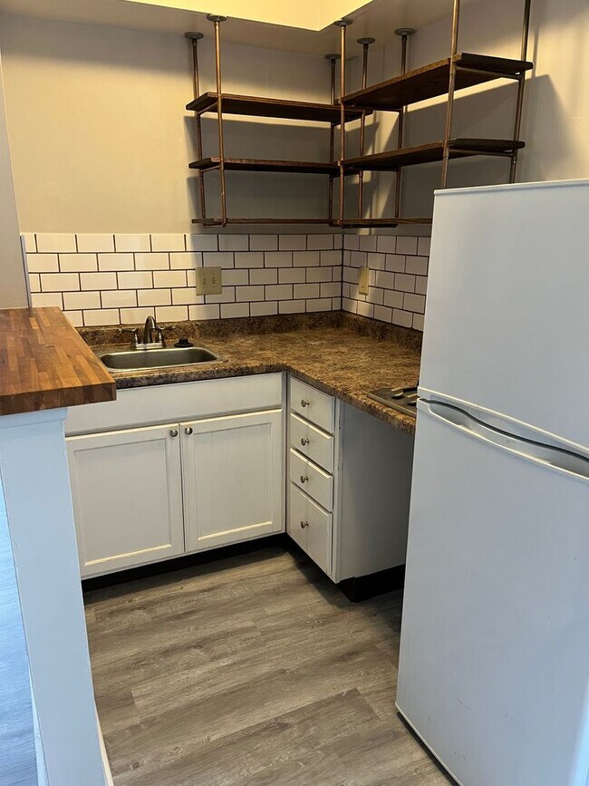 Foto del interior - 695 Riverview