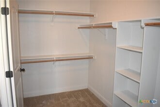 Building Photo - 2602 Paisley Dr