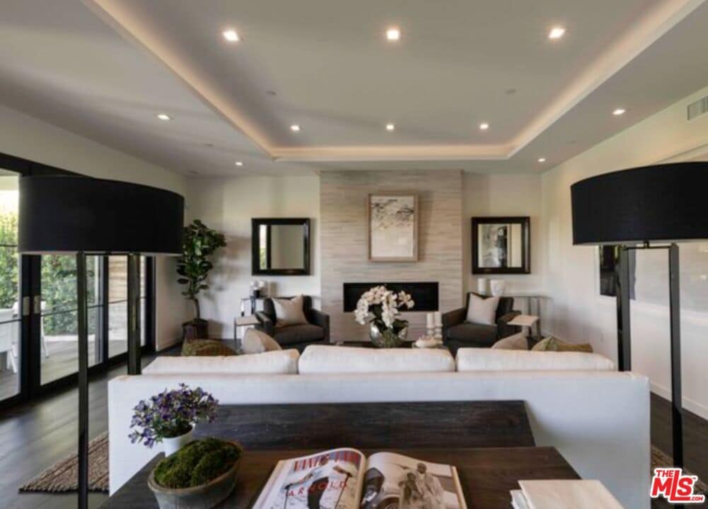 Foto principal - 3295 Mountain View Ave