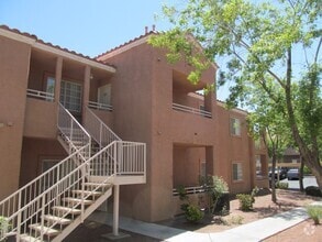 Building Photo - 3318 N Decatur Blvd