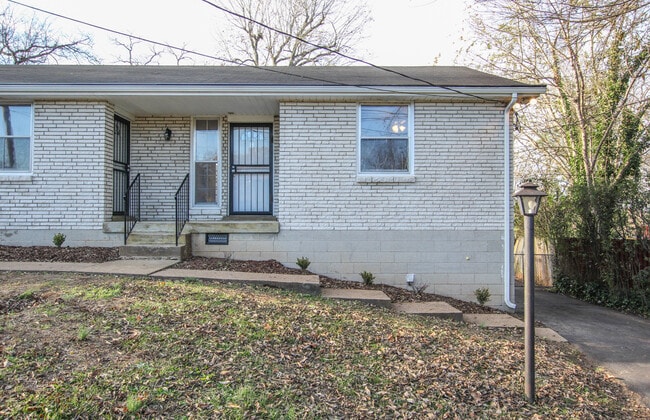 Building Photo - Lovely rental in Nashville with great views of the Cumberland River!  Coming Soon!