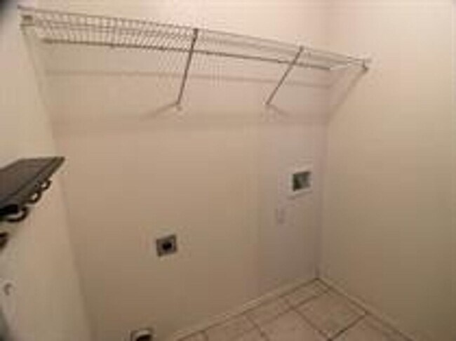 Building Photo - 3 Bed 2 Bath House in Edmond