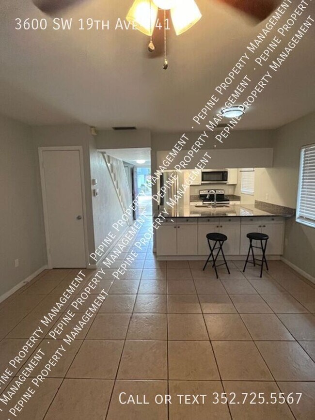 Foto del edificio - 3600 SW 19th Ave