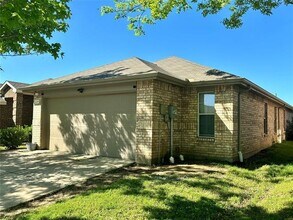 Building Photo - 1329 Silver Maple Ln