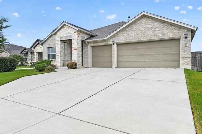 Foto del edificio - 104 Joseph Hawkins Ln
