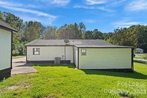 Foto del edificio - 128 Armstrong Ln