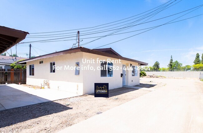 Foto del edificio - House - 2 Bedrooms + 1 Office / 1 Bathroom - Paramount