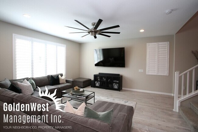 Building Photo - Fabulous 3Bdm 2.5Ba Home in Skye Canyon!