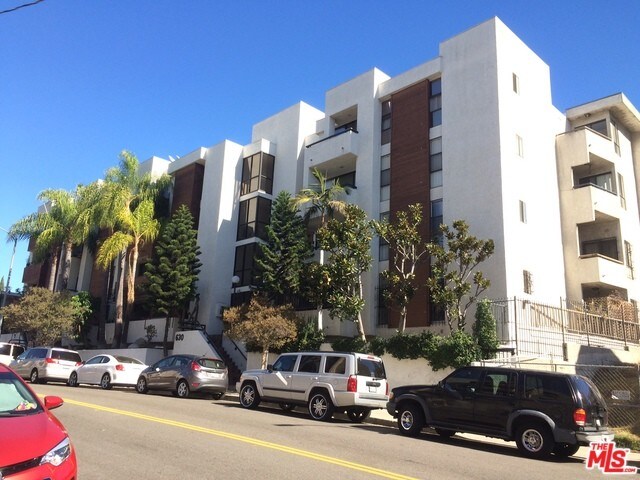 Primary Photo - 630 N Grand Ave