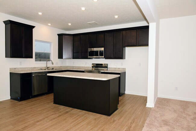 Foto del edificio - 130 Dusky Willow Dr