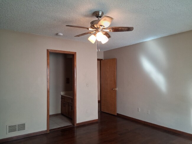 Foto del edificio - 10814 W 116th Terrace