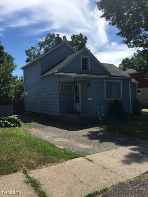 Primary Photo - 3 br, 1 bath House - 527 Maplewood Court