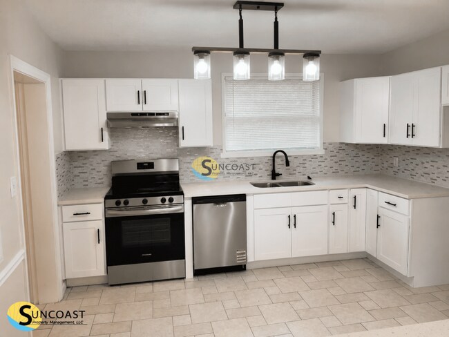 Foto del edificio - 3721 Colebrooke Dr