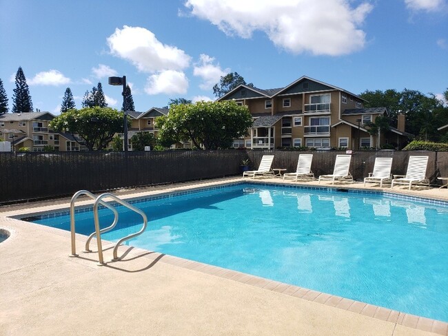 Building Photo - Beautiful Fully Furnished Condo