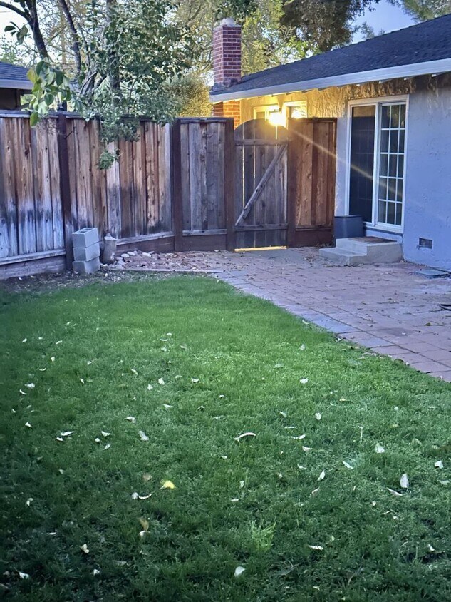 297 Penn Way, Los Gatos, CA 95032 Townhome Rentals in Los Gatos CA