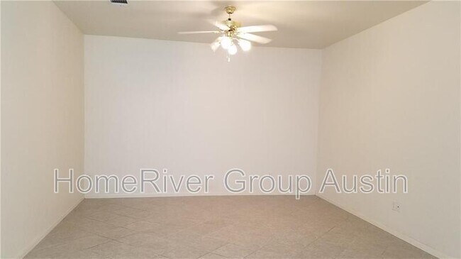 Building Photo - 4119 Hidden View Ct