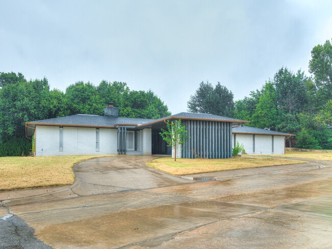 Foto del edificio - 12136 Thorn Ridge Rd