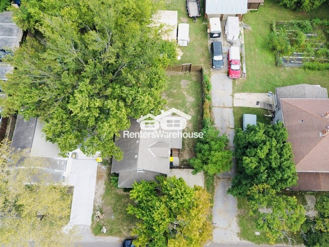Foto del edificio - 15131 Broadmoor St
